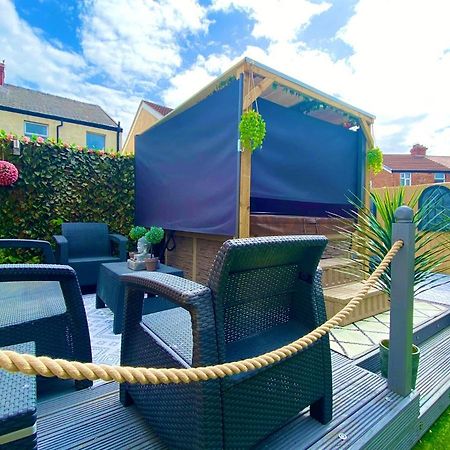 New…The Hottub House Blackpool Pleasure Beach Kültér fotó