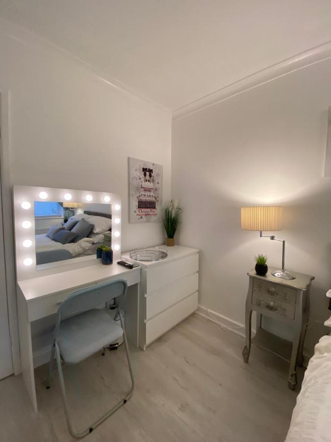 New…The Hottub House Blackpool Pleasure Beach Kültér fotó
