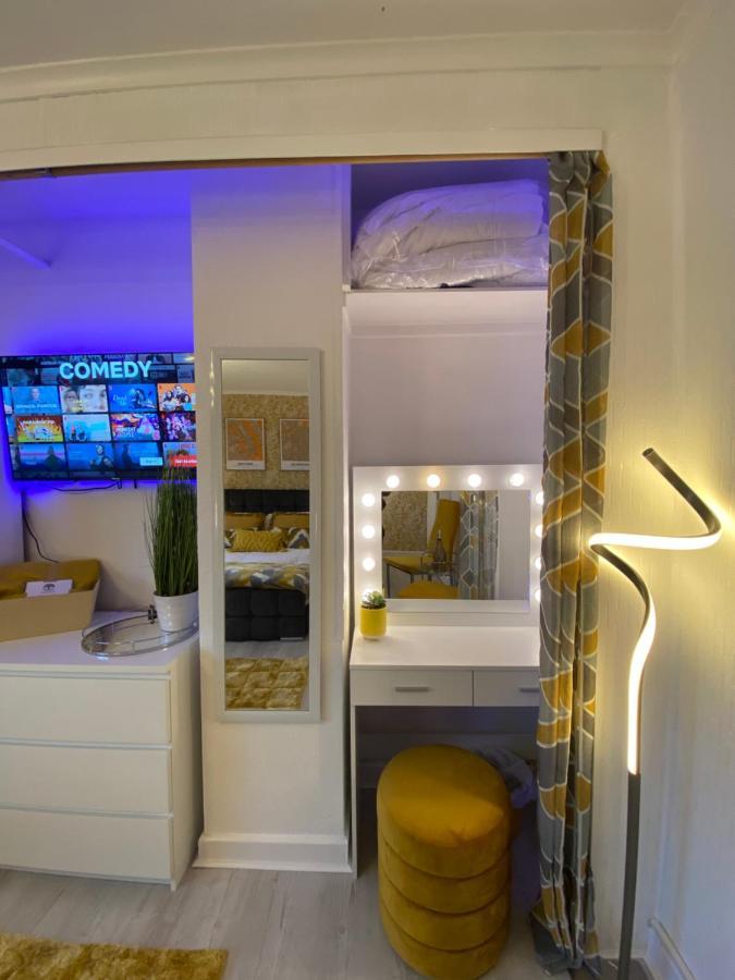 New…The Hottub House Blackpool Pleasure Beach Kültér fotó