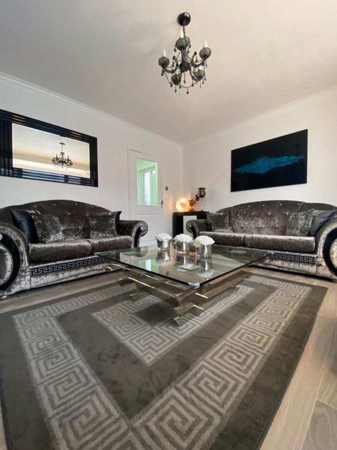 New…The Hottub House Blackpool Pleasure Beach Kültér fotó
