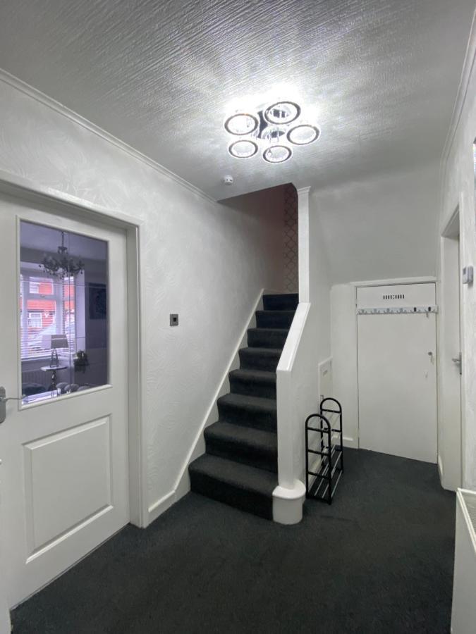 New…The Hottub House Blackpool Pleasure Beach Kültér fotó