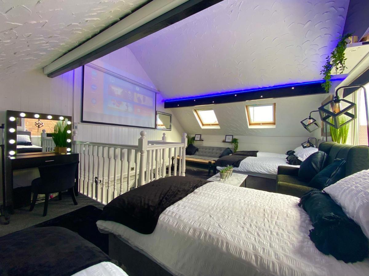 New…The Hottub House Blackpool Pleasure Beach Kültér fotó